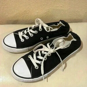 Fashion sneakers size 8